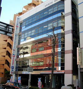 ��r���i��t���D���s�{���U�|�Q�|�U�j