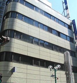 �|�{�r���i��t�����s���Q�|�Q�|�R�j